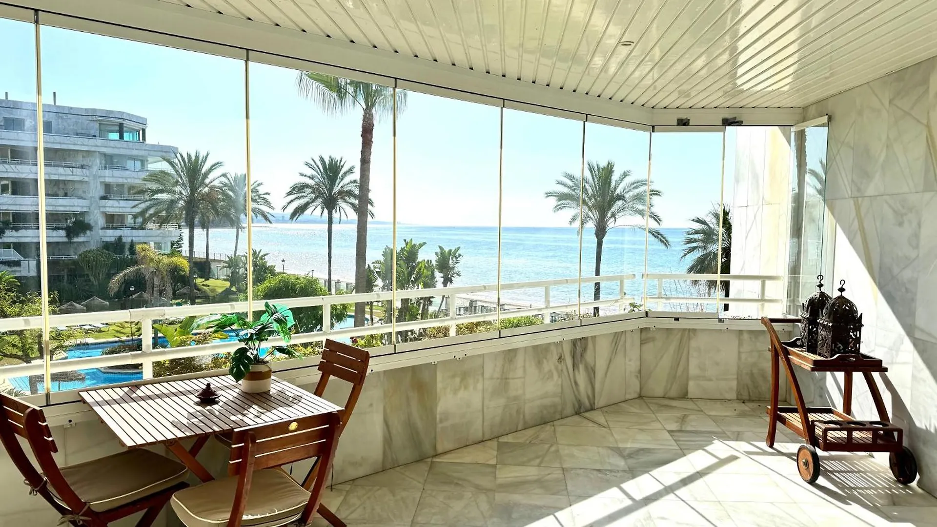 Apartmán 2 Dorm 2 Banos En Primera Linea En Playa Esmeralda Marbella