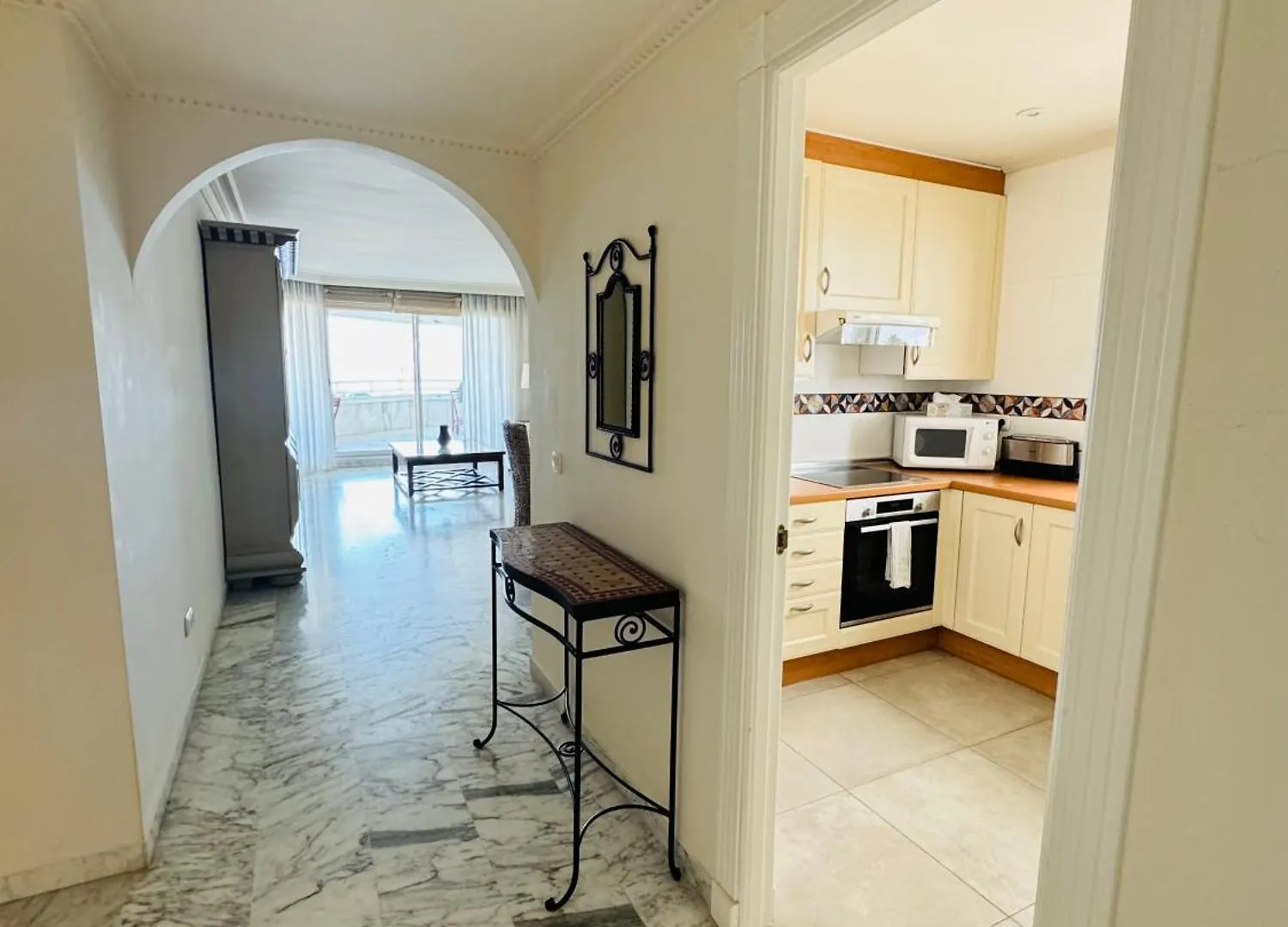 Apartment 2 Dorm 2 Banos En Primera Linea En Playa Esmeralda Marbella Spain